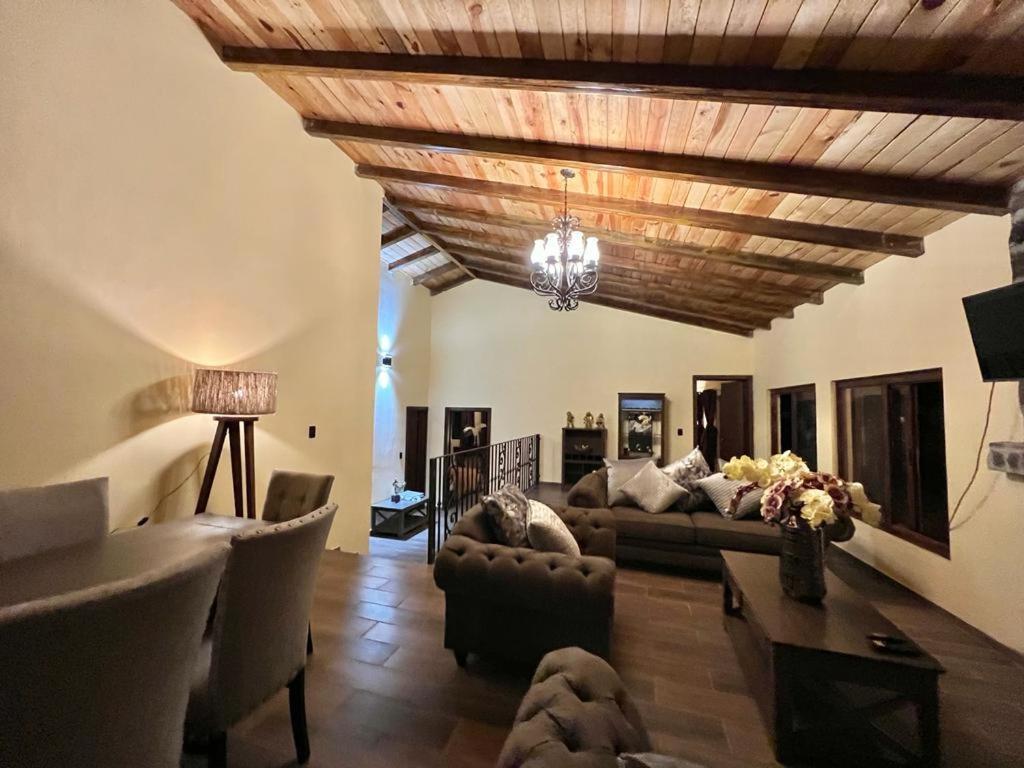 Cabana No.9 Puerta Del Bosque Mazamitla. Luaran gambar